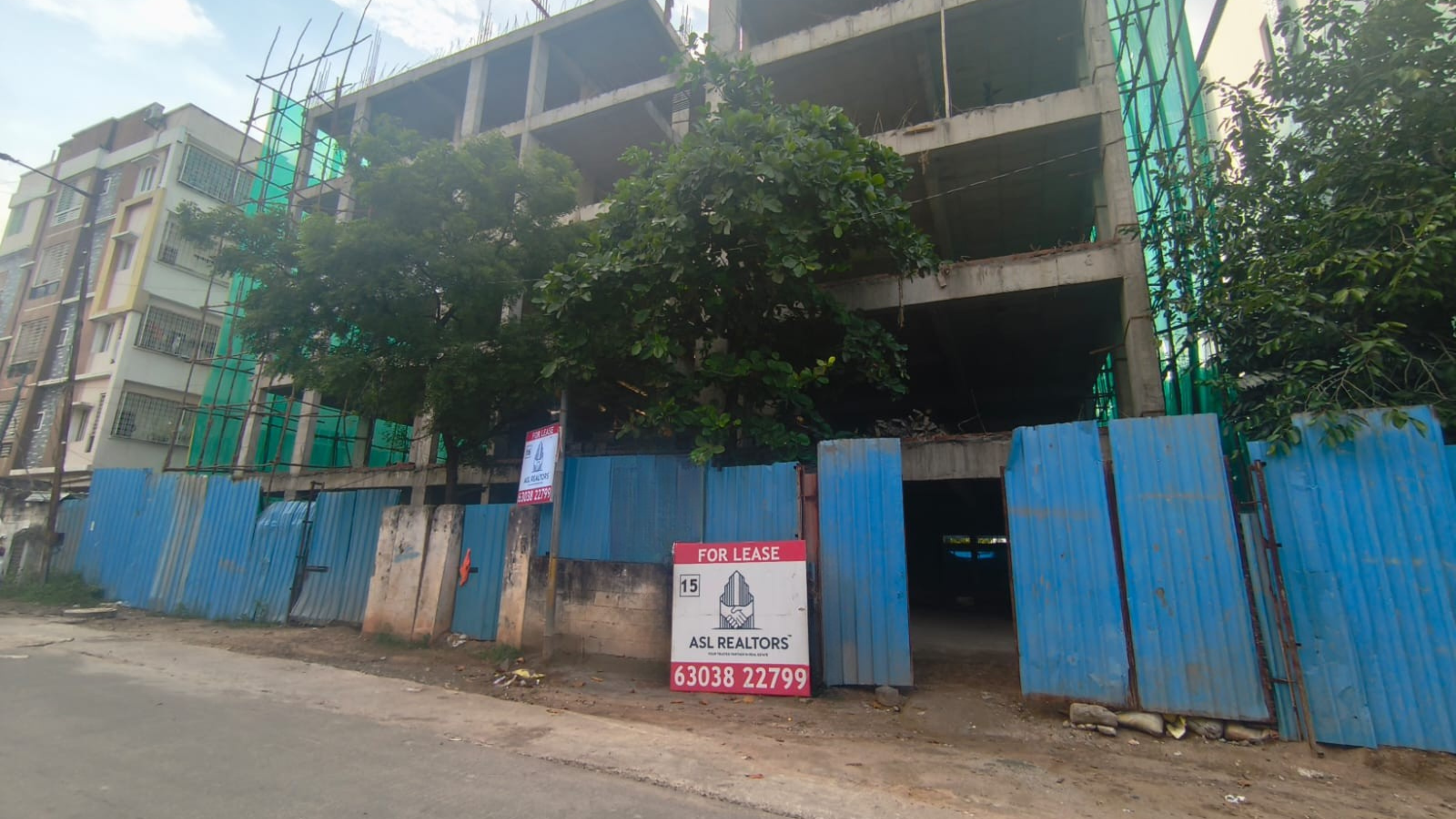 Premium Retail Complex